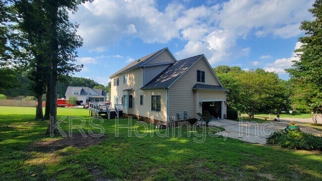 Building Photo - 4039 Ridley Field Rd