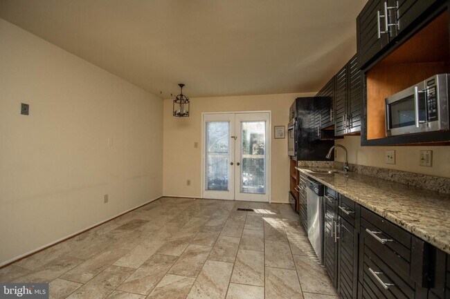 Building Photo - 10923 Whiterim Dr