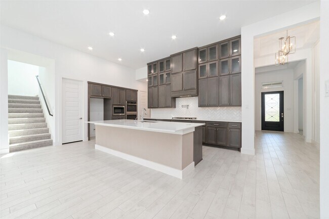 Building Photo - 32018 Crested Knl Ct