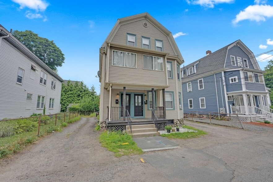 Building Photo - 24 Orchard Ave