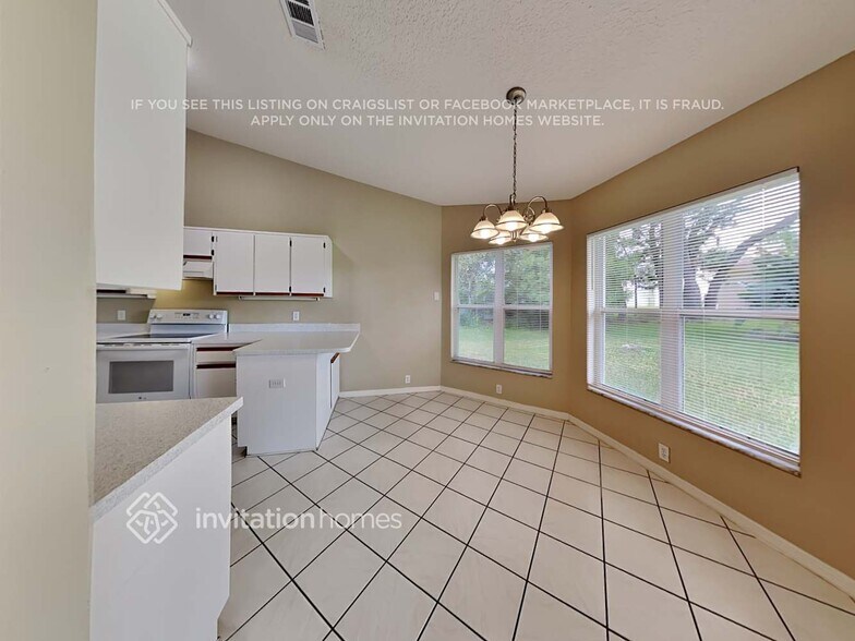 Building Photo - 14228 Spanish Wells Dr