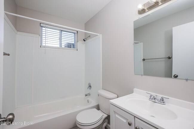 Building Photo - 4513 Cod Dr