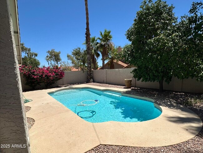 Building Photo - 8889 E Aster Dr