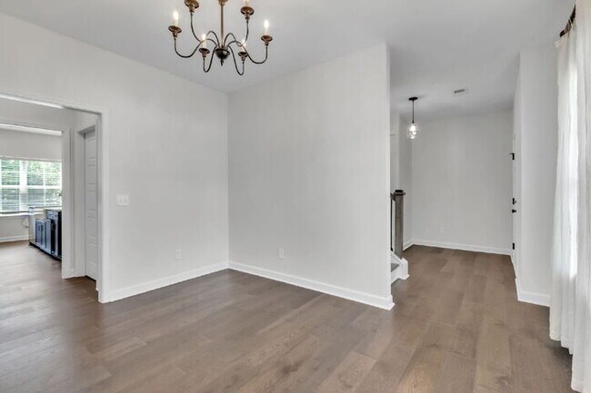 Building Photo - Charming 4-Bed Retreat with Fireplace – Spacious 2631 Sq Ft in Easley, SC, Zoned for Wren Schools