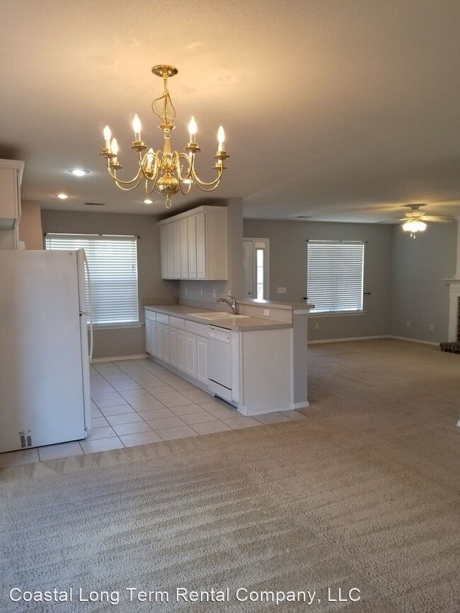 Building Photo - 3 br, 2.5 bath House - 5 Sunbriar Lane