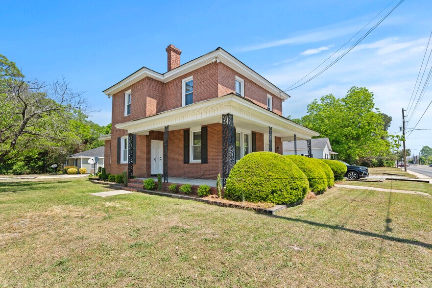 Building Photo - 471 W Darlington St