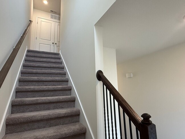 Building Photo - 3 Bedroom Condo Central Jonesborough