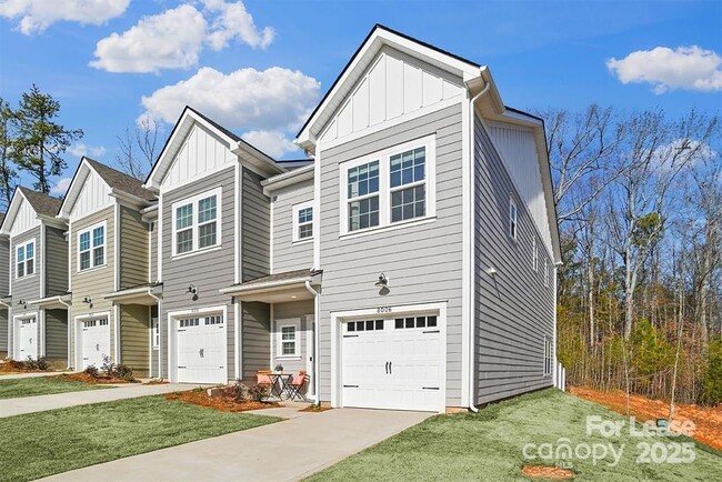 Primary Photo - 5020 Limelight Ln