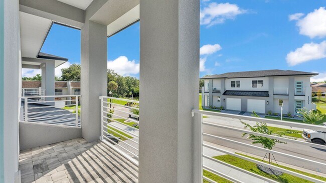 Building Photo - Stunning New Construction Villa for Rent Near Lake John