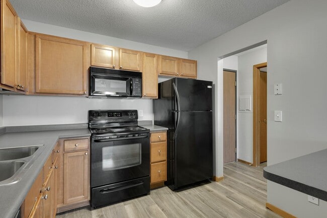 Interior Photo - Summer Creek Apartments