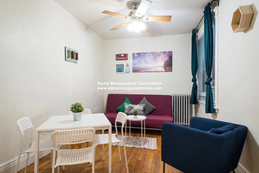 Building Photo - 58 Queensberry St