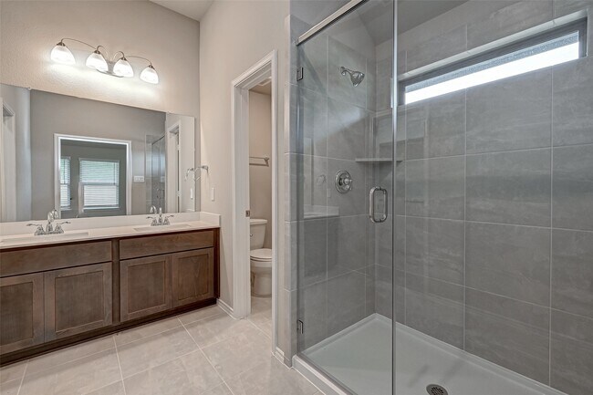 Building Photo - 32013 Towering Birch Trl