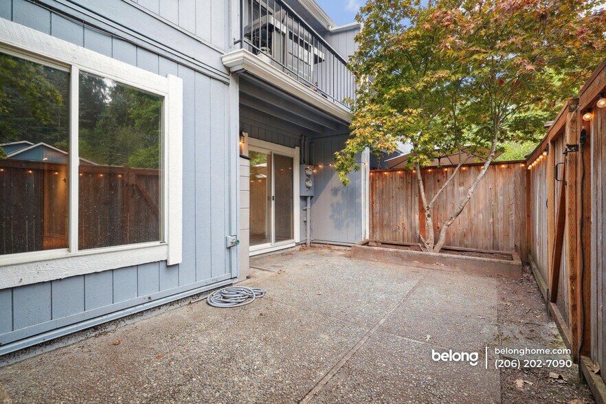 Building Photo - 12200 NE 147th Pl