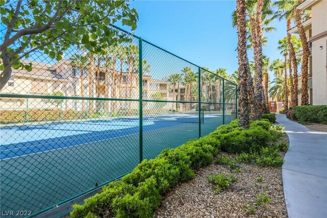 Building Photo - 7131 S Durango Dr