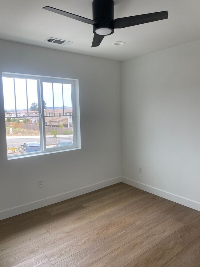 Building Photo - Stunning, Brand new 3BD/2.5BA home in Righetti Ranch