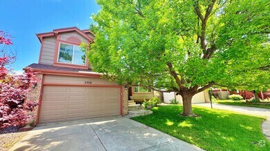 Building Photo - Welcome To This Fantastic 3 Bed 4 Bath Hom...