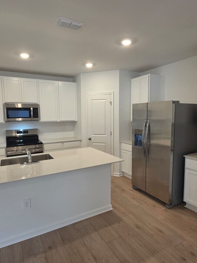 Building Photo - Brand-New 3-Bedroom Townhome in Crossprairie – Modern Living in St. Cloud