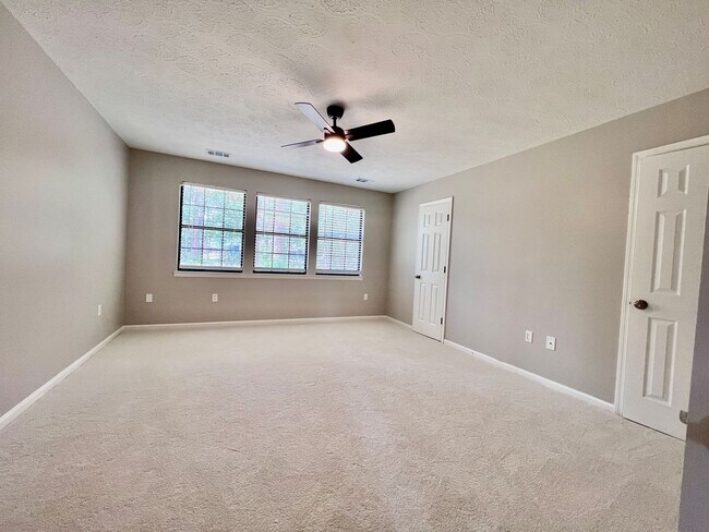 Building Photo - Beautiful 3 bedroom home in Bloomingdale minutes from Pooler