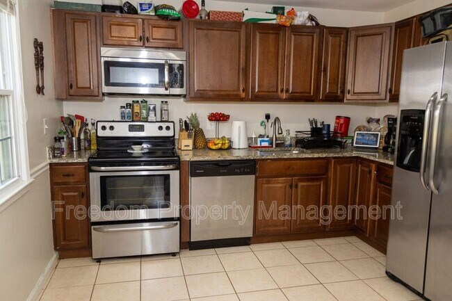 Building Photo - 5317 Macwood Dr