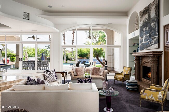 Building Photo - 6649 E Berneil Dr