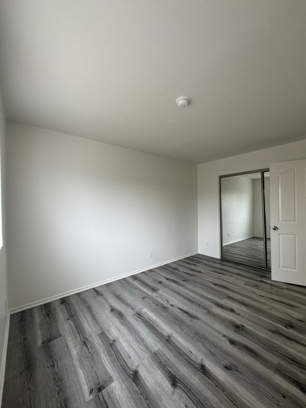 Building Photo - 13012 Riverside Dr