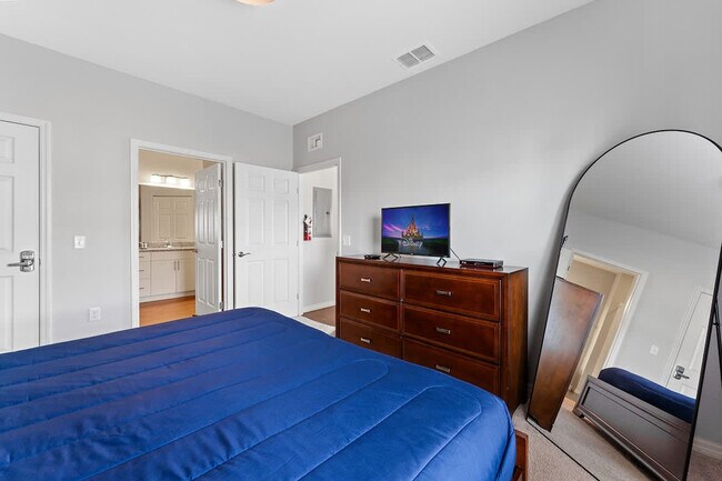 Building Photo - 3211 Oyster Ln