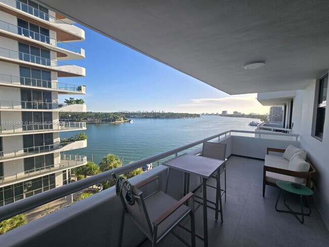 Primary Photo - 6820 Indian Creek Dr