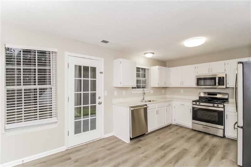 Building Photo - 2203 Serenity Dr NW