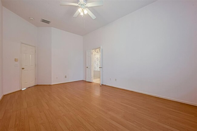 Building Photo - 12214 Elk Meadow Dr