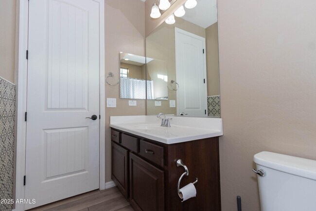 Building Photo - 3951 E Turley St