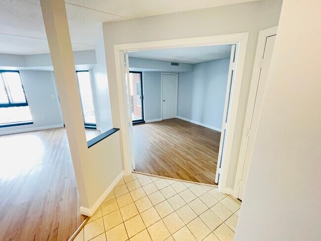 Building Photo - 60 Rantoul St