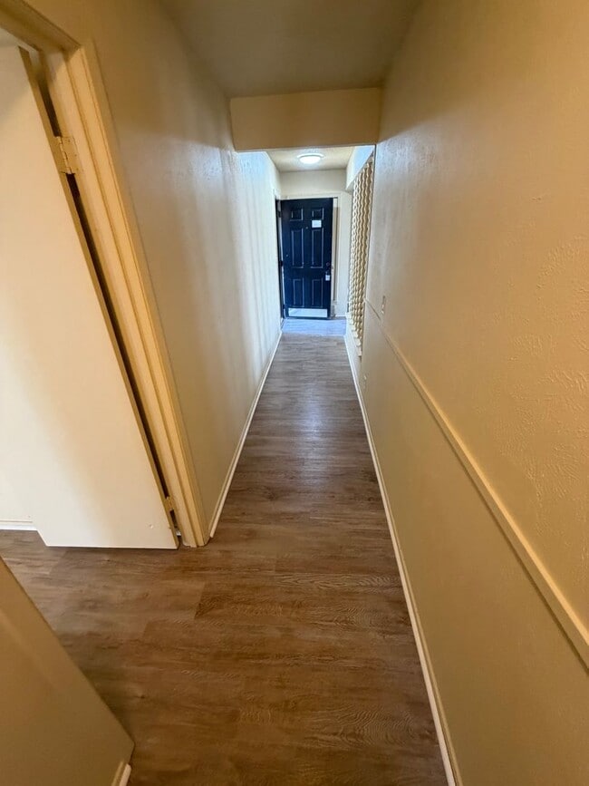 Building Photo - 2722 N St Augustine Rd