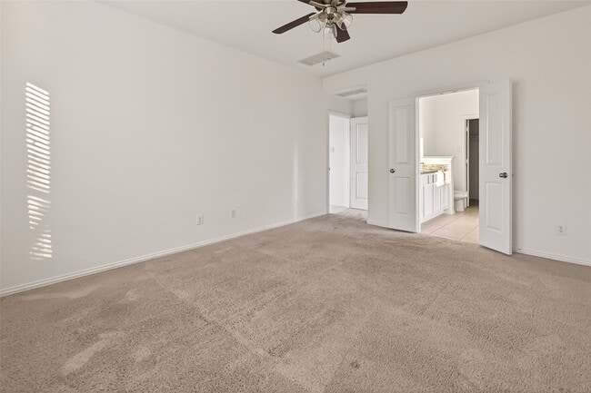 Building Photo - 12102 City Trek Ln