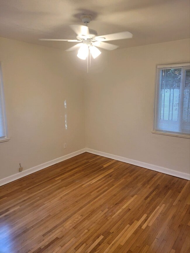 Building Photo - Carlisle Property