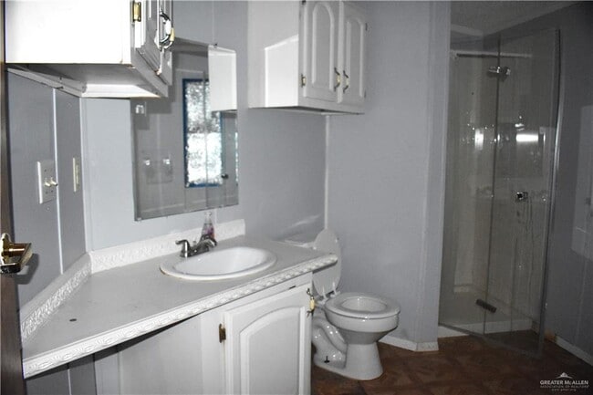 Building Photo - 9 Banyan Ave