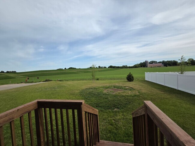 Building Photo - Spacious 4BR + Loft Home for Rent – Waconia, MN Built in 2025
