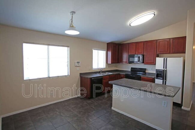 Building Photo - 21883 W Cocopah St