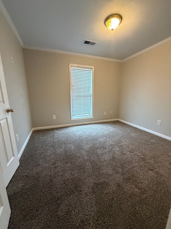 Building Photo - 24 Hulsey Cove