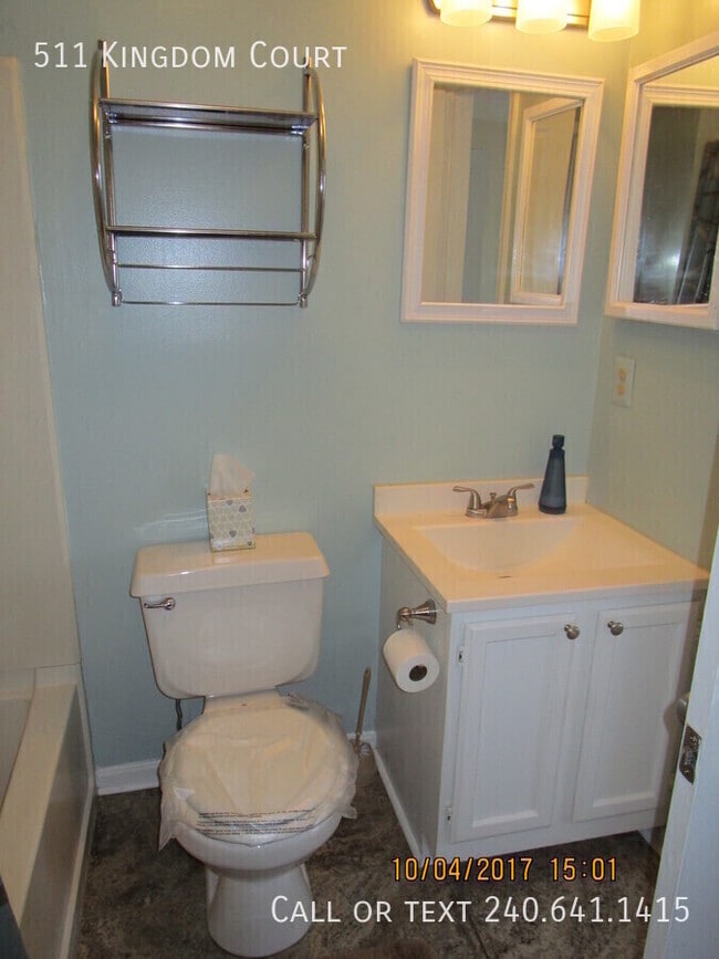 Building Photo - 511 Kingdom Ct