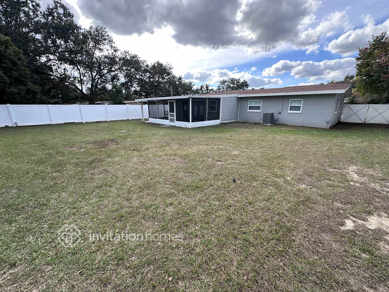 Building Photo - 909 Skyview Dr