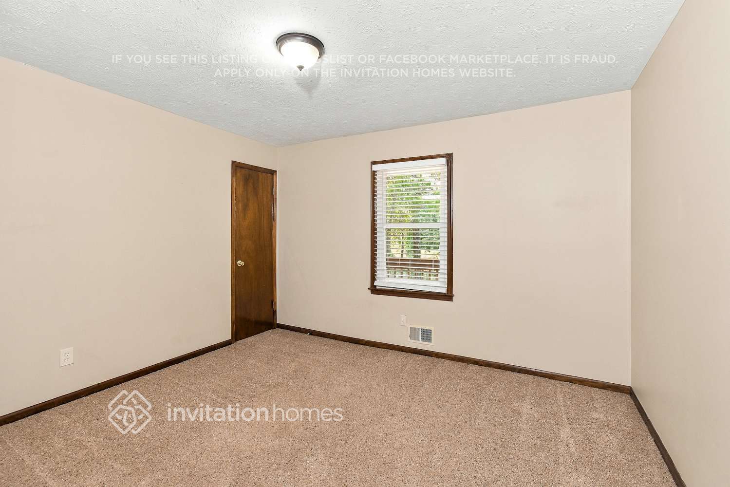 Building Photo - 266 Farm Ridge Dr NE