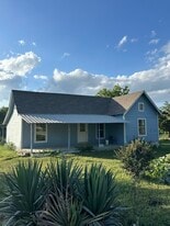 Building Photo - 208 Fesmire Ave