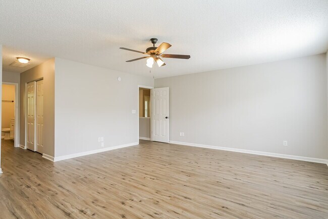 Building Photo - 1227 Arbor Greene Dr