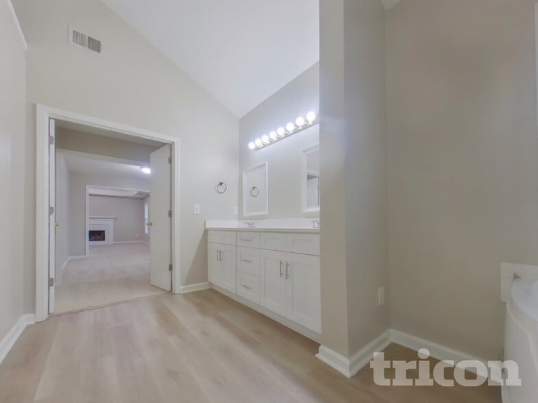 Building Photo - 2153 Soft Pine Ln NW