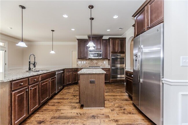 Building Photo - 6354 Brookridge Dr