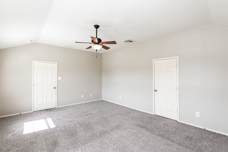 Building Photo - 24014 Blossom Crest Ln