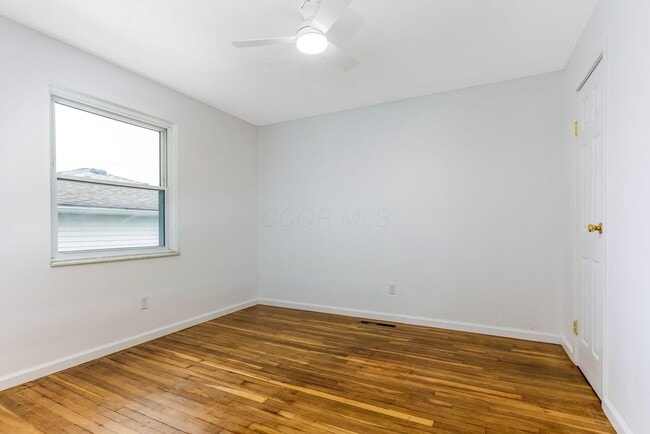 Building Photo - 3747 Christie Rd W