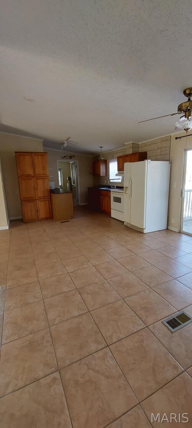 Building Photo - 1401 Wilderness Acres Ln
