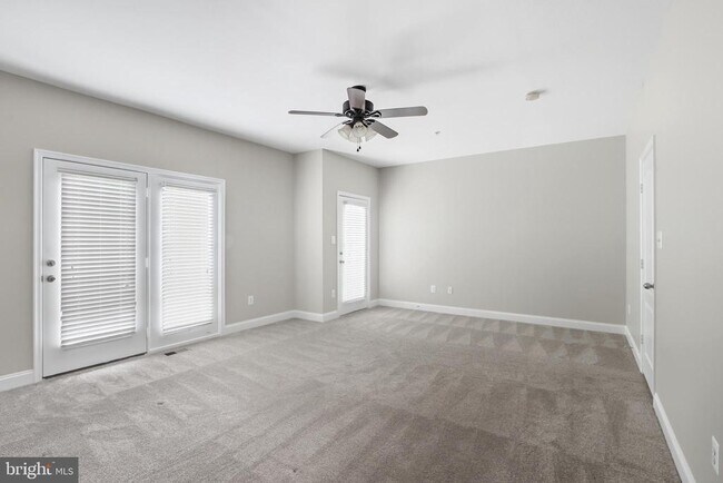 Building Photo - 10228 Nuthatch Dr