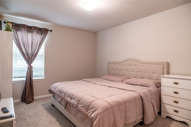 Building Photo - 18226 Mulberry Spring Cir